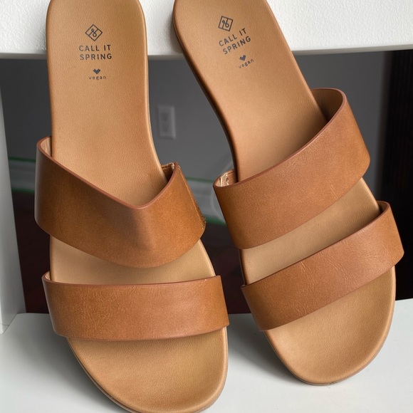 Call it Spring Sandals - Picture 2 of 2